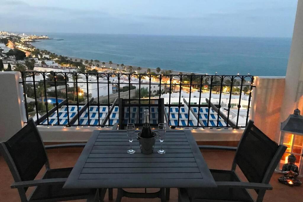 Apartamento Penthouse With Large Terrace And Roof Solarium, With Amazing Sea Views Mojácar Exterior foto